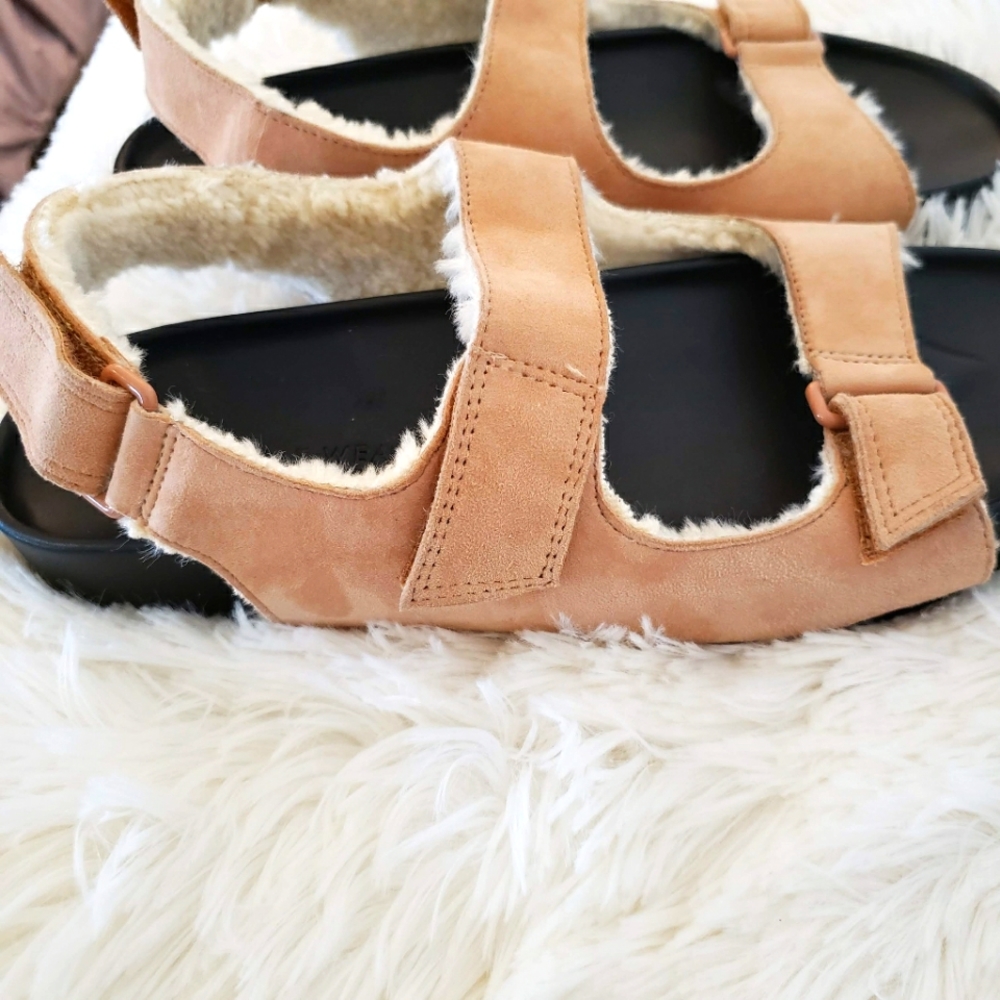 WHO WHAT WEAR Ally Suede Sherpa Lined Tan Strappy Sandals--NEW--7.5 - Picture 8 of 10